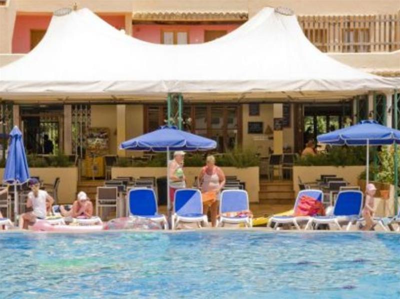 Globales Bouganvilla 3* Sa Coma (Mallorca)