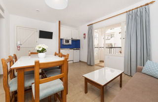 Globales Bouganvilla Hotel 3*